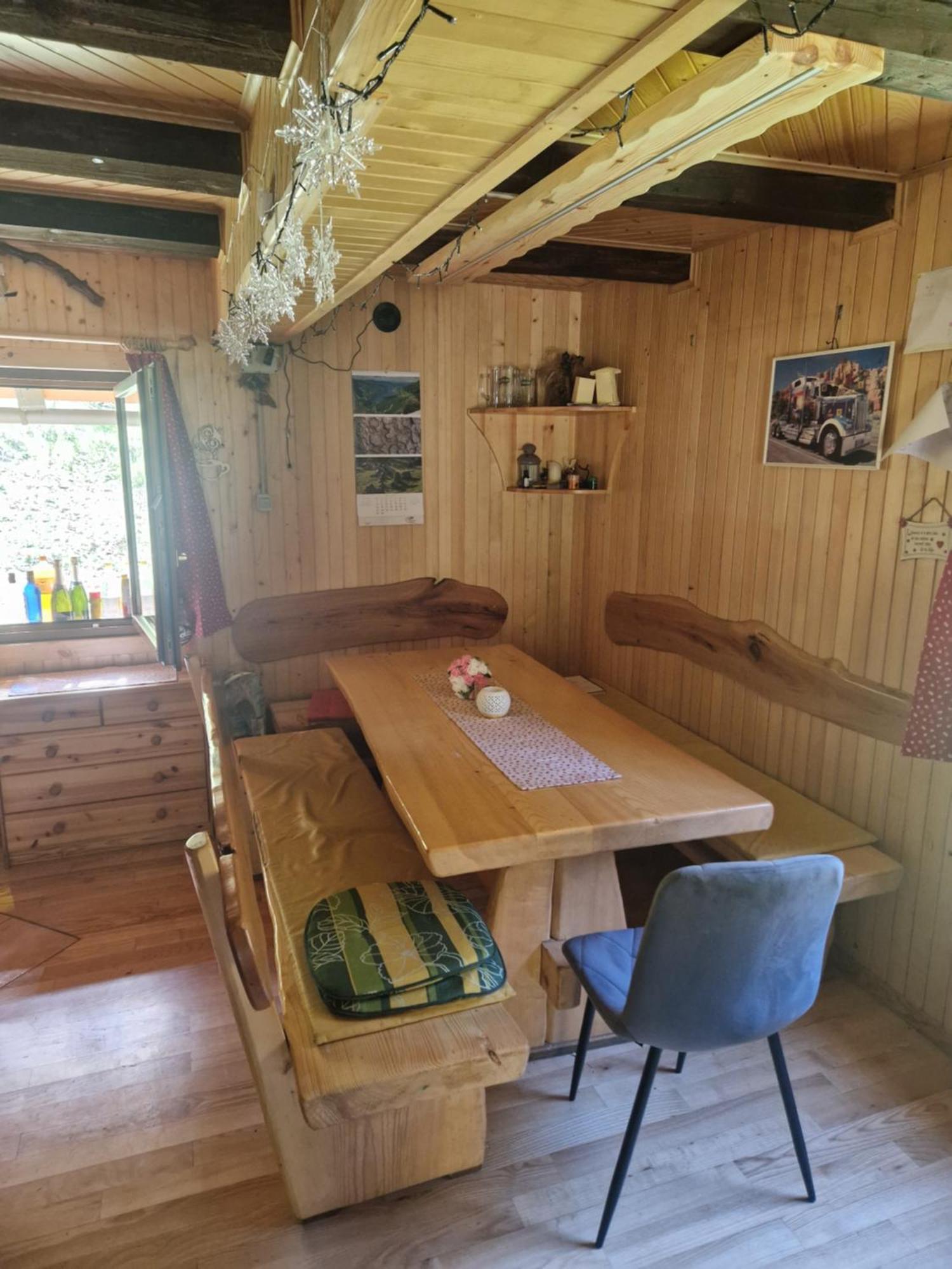 Koca V Gozdu, Forest House Near Bled Exterior foto